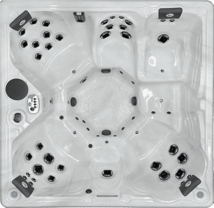 King Ultra Large Hot Tub