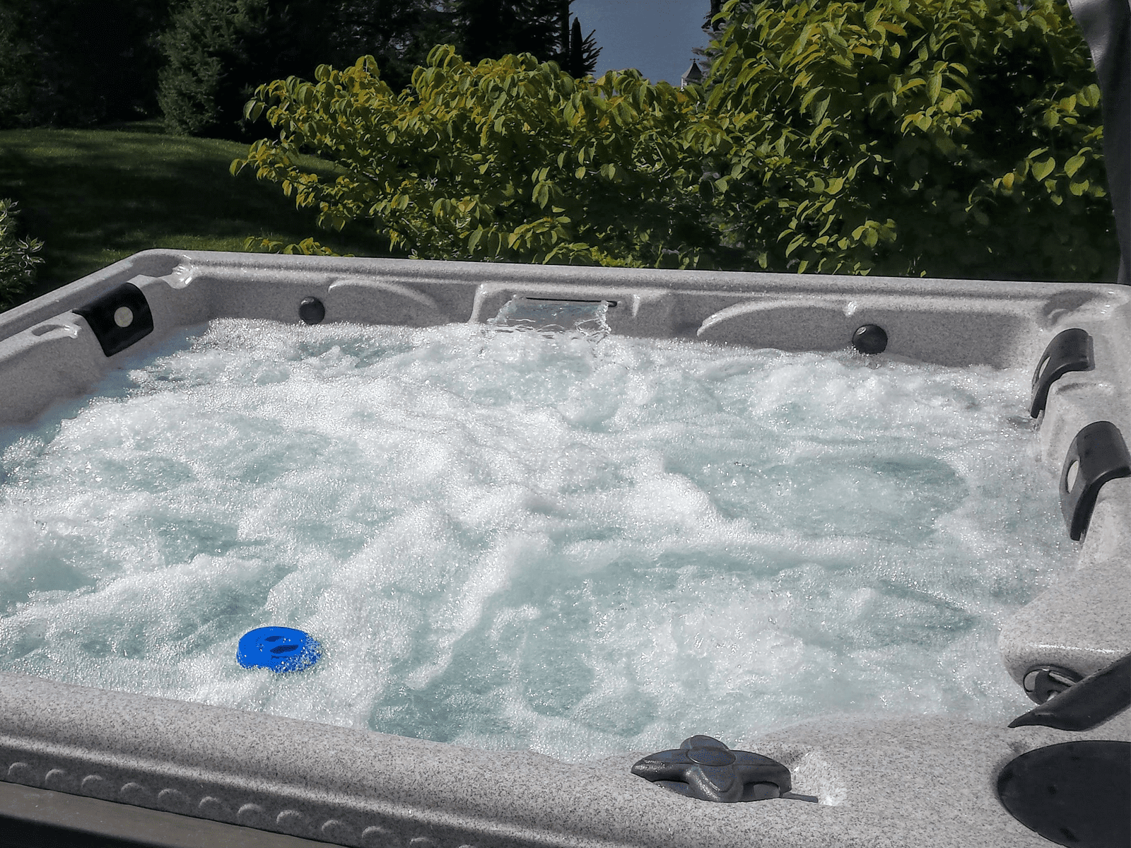 Shop Royal Spa Hot Tubs